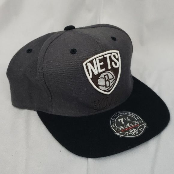 NBA Mitchell & Ness Brooklyn Nets fitted cap. Sz 7 1/4. - Picture 1 of 6